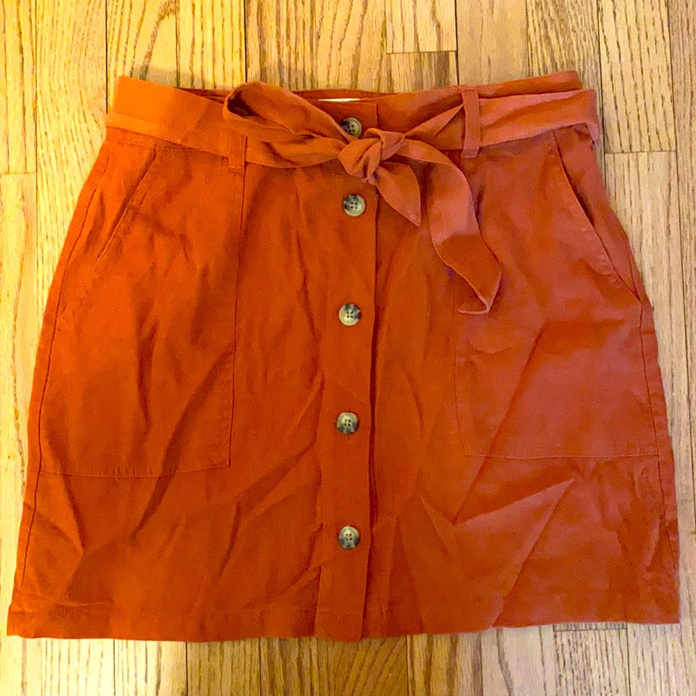 Mini skirt with pockets